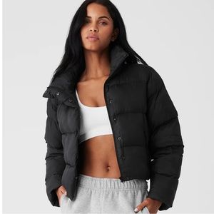 Alo Yoga Gold Rush Crop Puffer Black XS